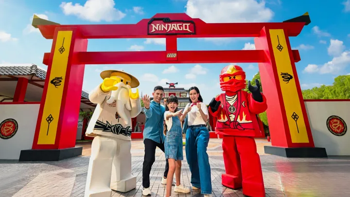 NINJAGO WORLD (1)