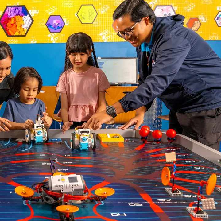 MINDSTORMS 2