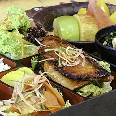 Sake Teriayaki Bento