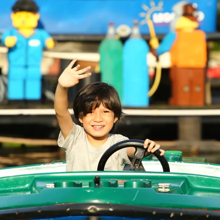 Boy At Boating School 1800X1200