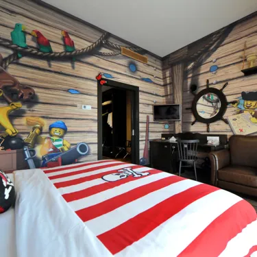 Premium Themed Room (Pirate)